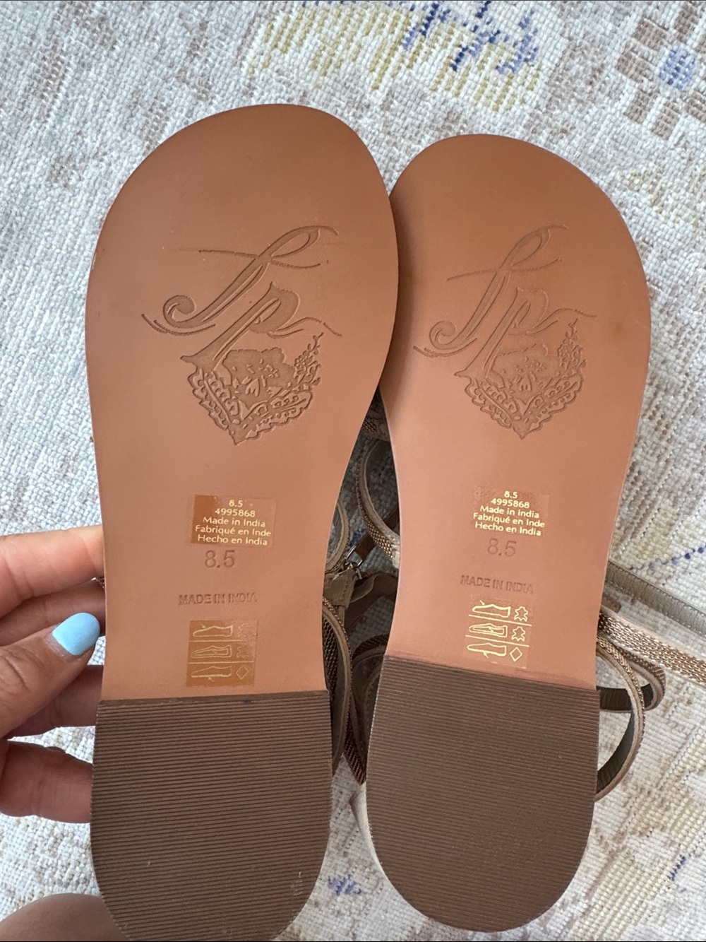 NEW Free People Theia Gladiator Neutral Gold Detail Leather Sandals 8.5 - Picture 8 of 10